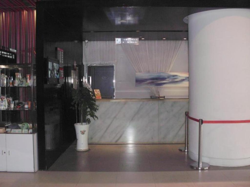 Jinjiang Inn Changsha Wuyi Square Metro Station Ifc Екстер'єр фото