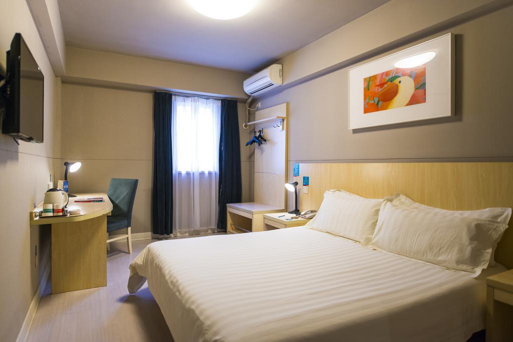 Jinjiang Inn Changsha Wuyi Square Metro Station Ifc Екстер'єр фото